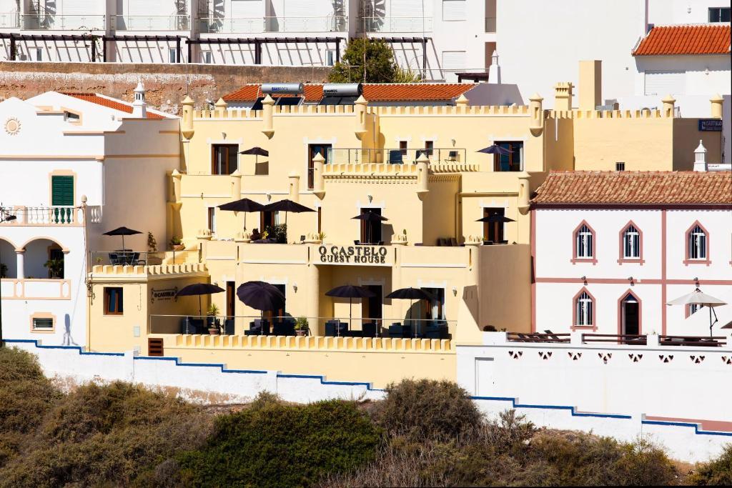 Castelo Guest House การ์วอยโร ภายนอก รูปภาพ